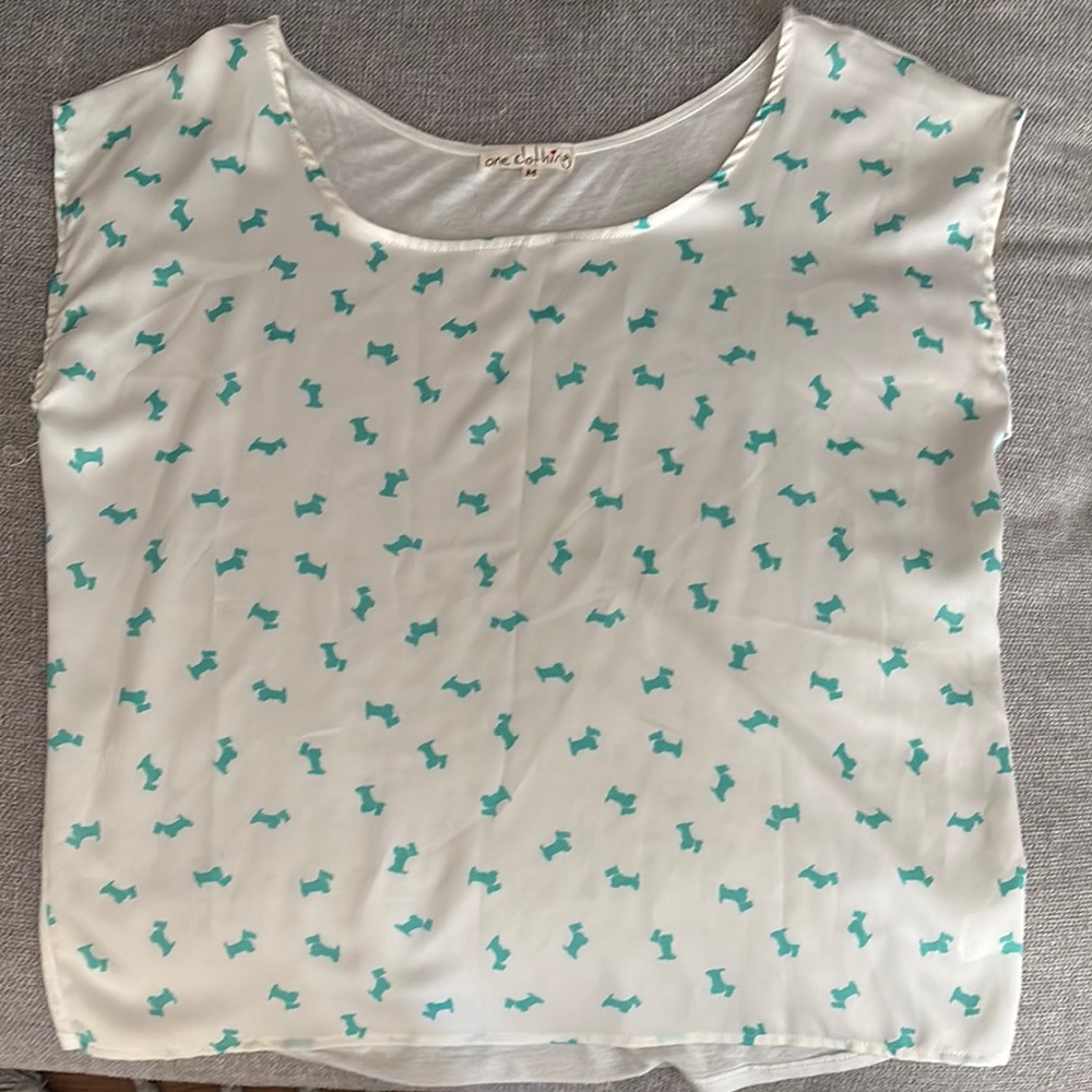 One Clothing White and Green Cap Sleeve Blouse